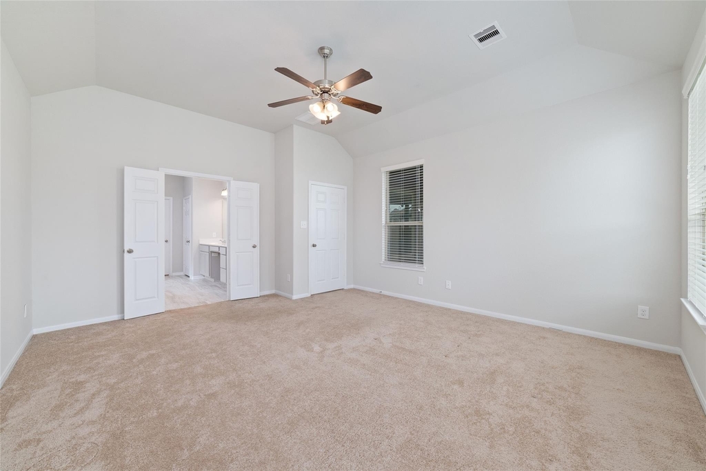 18511 Grand Spanish Oak Court - Photo 15
