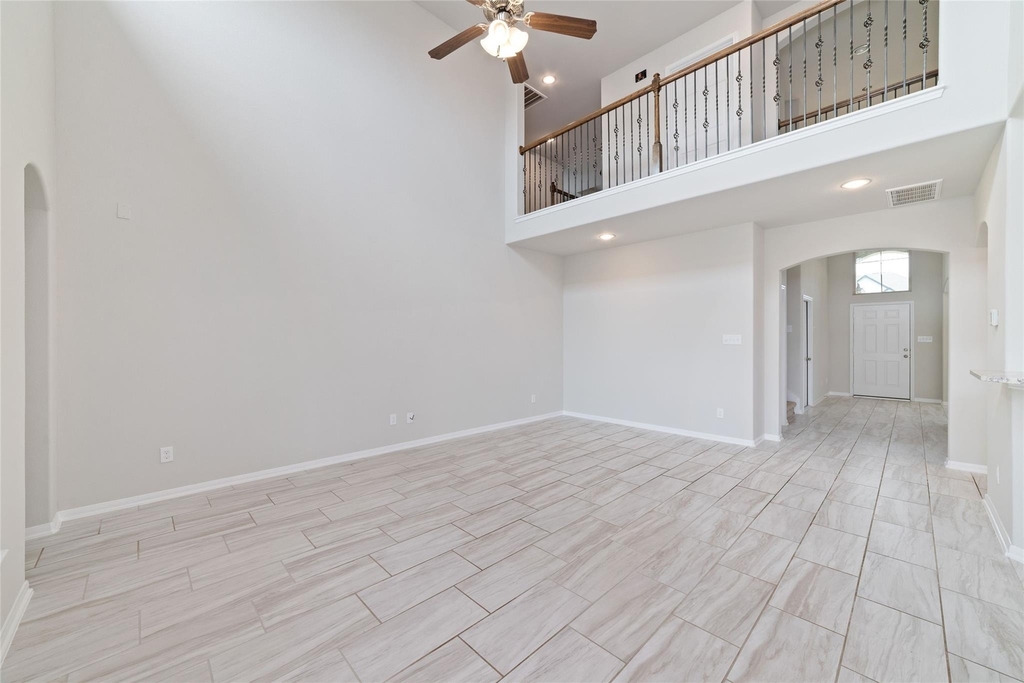18511 Grand Spanish Oak Court - Photo 11