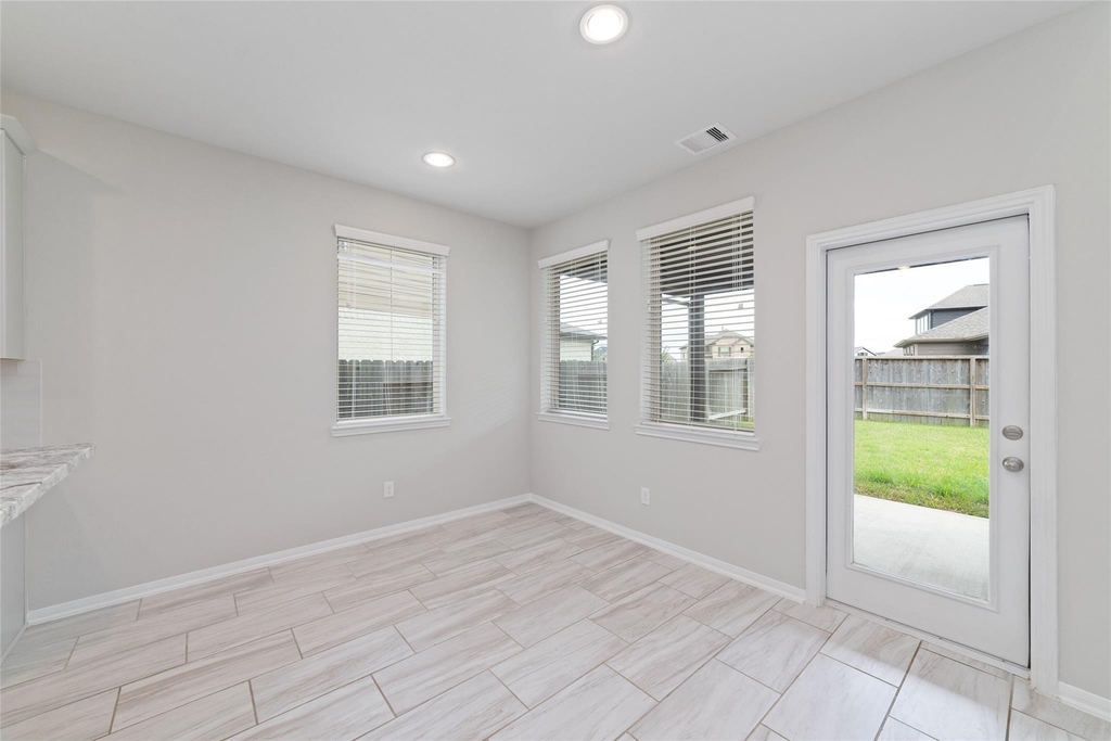 18511 Grand Spanish Oak Court - Photo 13