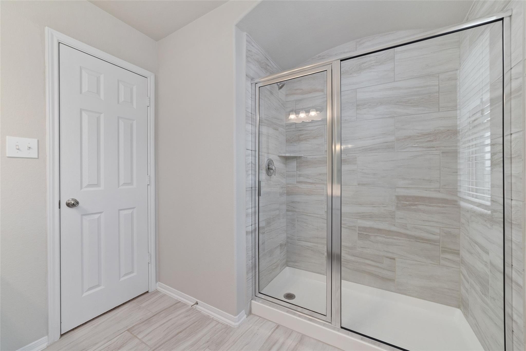 18511 Grand Spanish Oak Court - Photo 26