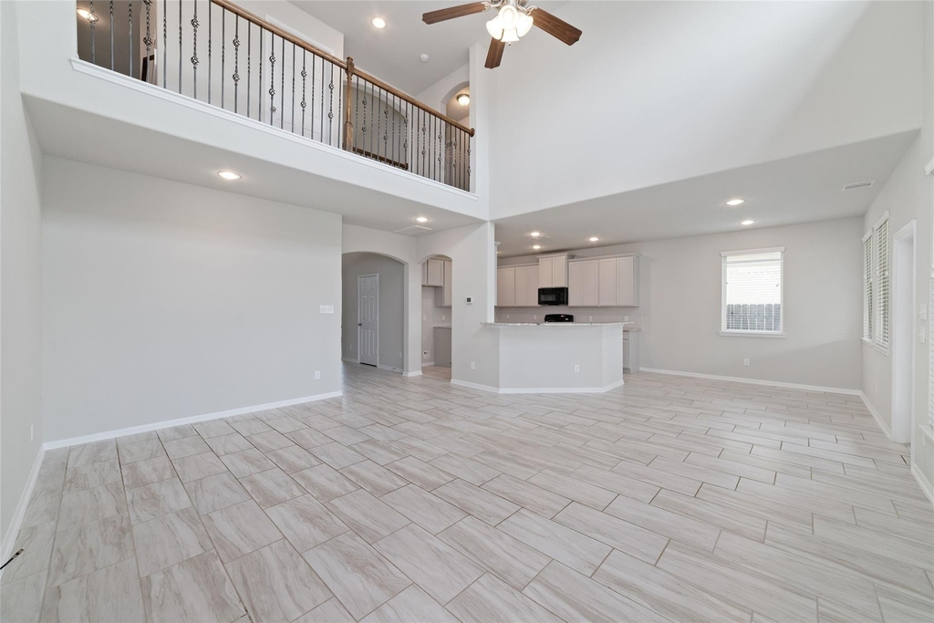 18511 Grand Spanish Oak Court - Photo 5