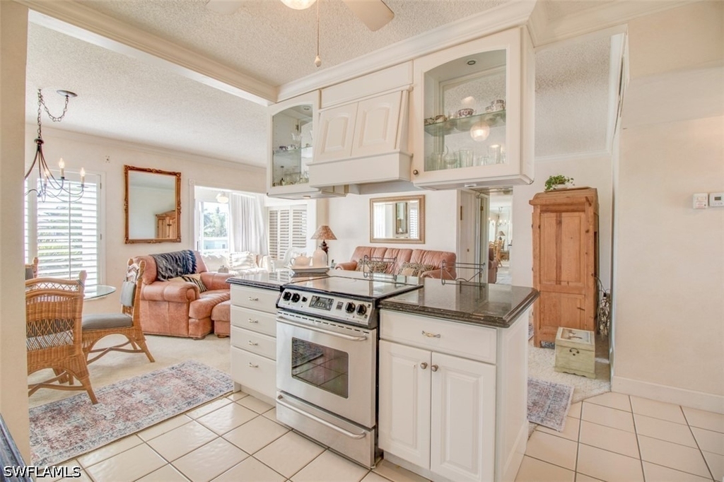 250 7th Avenue S - Photo 3