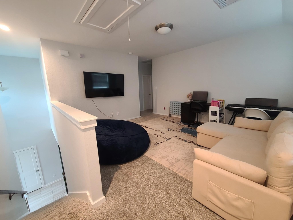 7035 Coneflower Creek Court - Photo 11