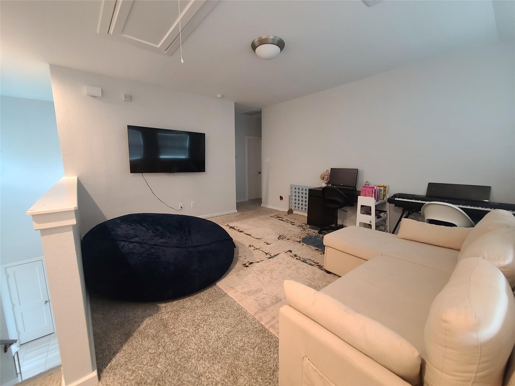 7035 Coneflower Creek Court - Photo 12