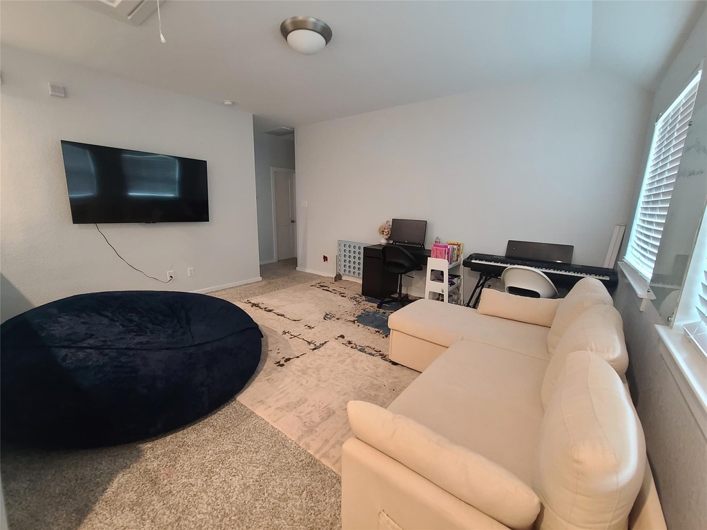 7035 Coneflower Creek Court - Photo 6
