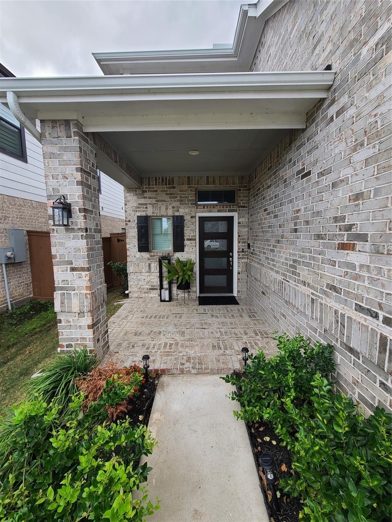 7035 Coneflower Creek Court - Photo 0
