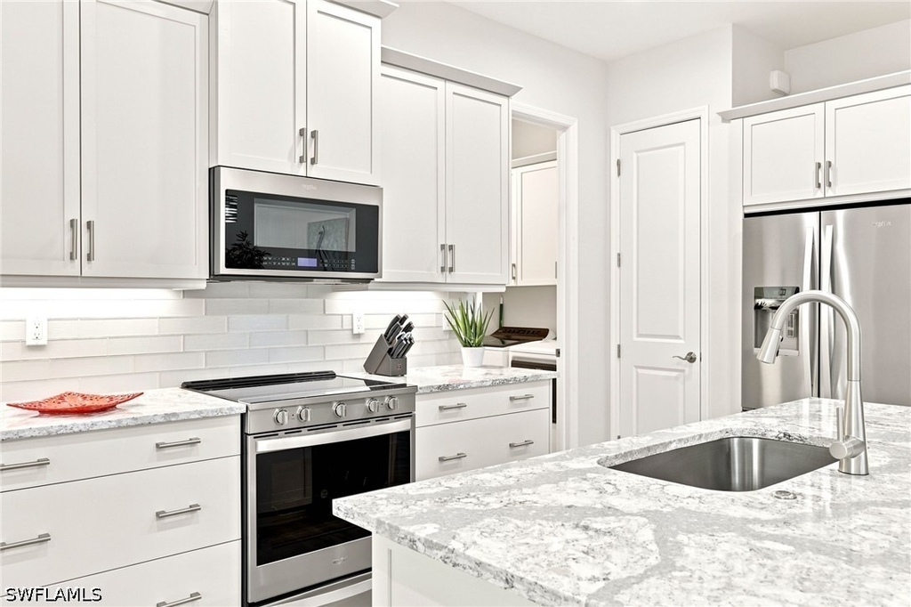 7239 Saona Court - Photo 18