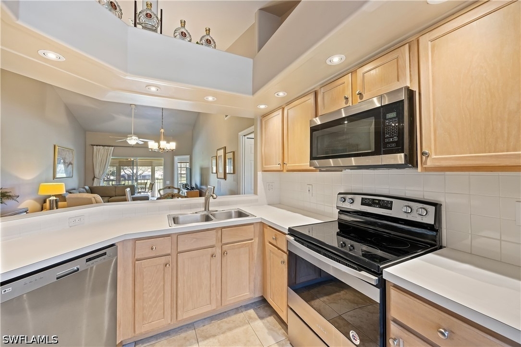 13611 Worthington Way - Photo 10