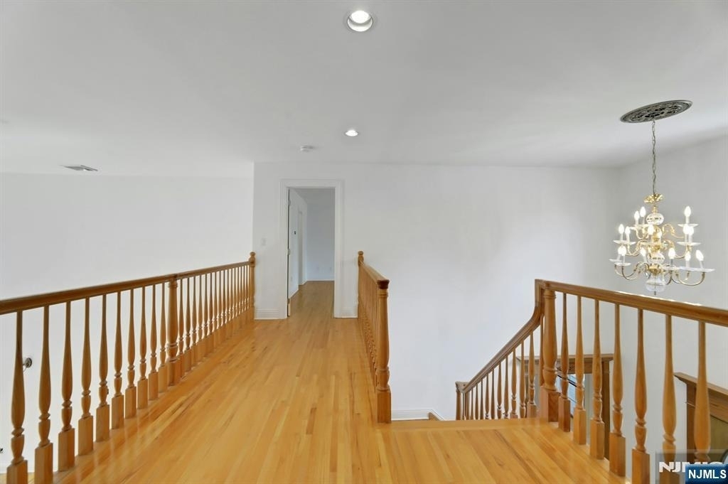 765 Colonial - Photo 27