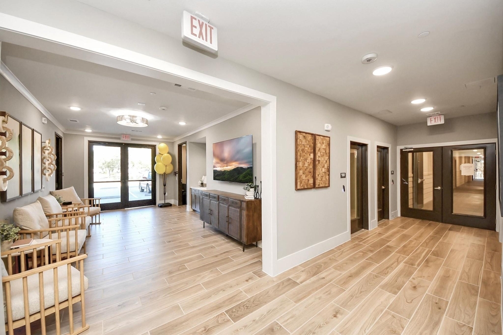 4639 Techniplex Drive - Photo 25