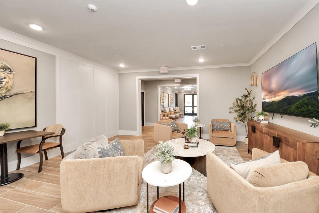 4639 Techniplex Drive - Photo 30