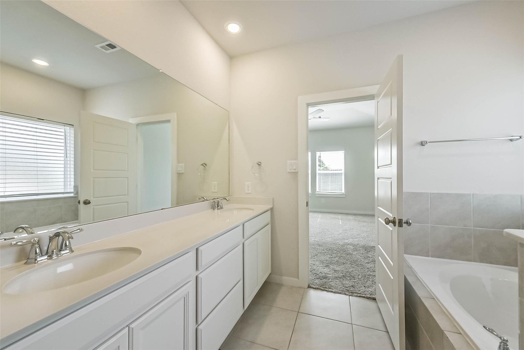 8515 Lake Groove Lane - Photo 13