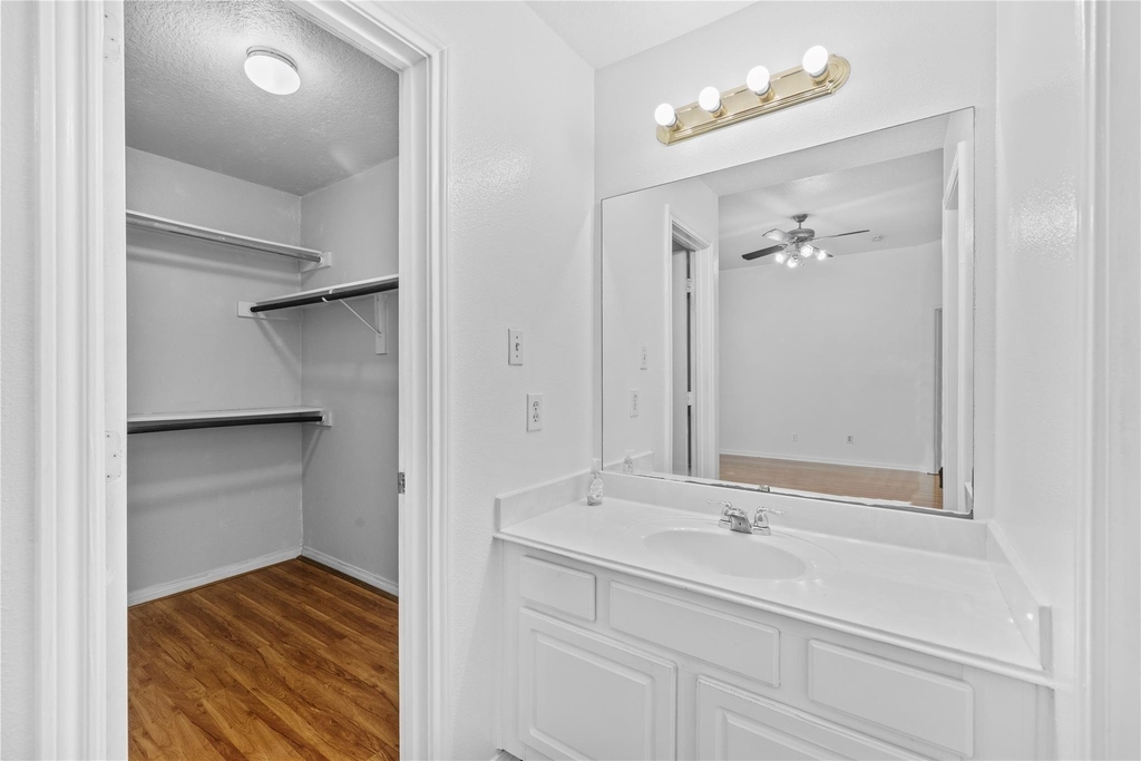 2106 Hawks Road - Photo 21