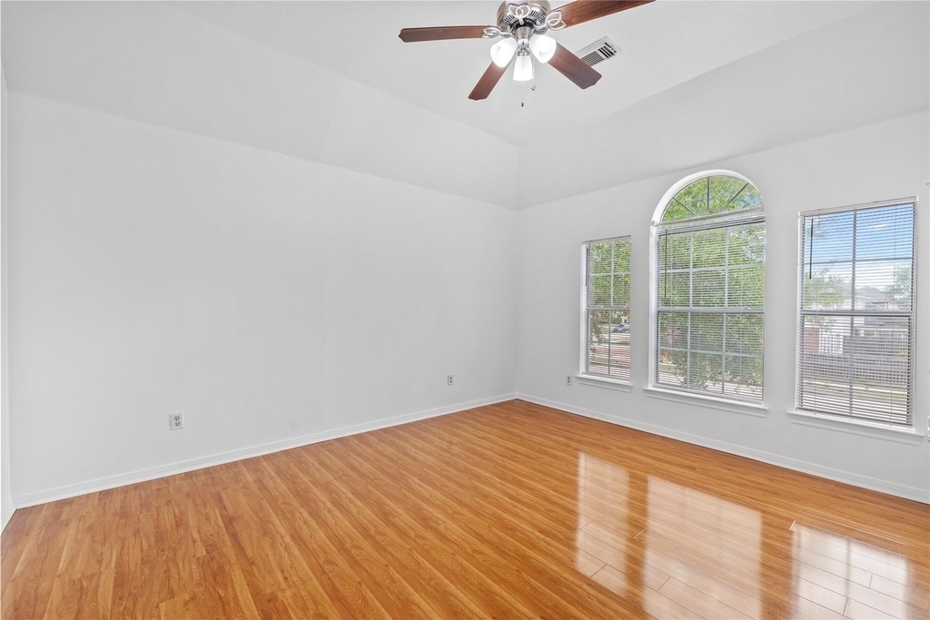 2106 Hawks Road - Photo 25