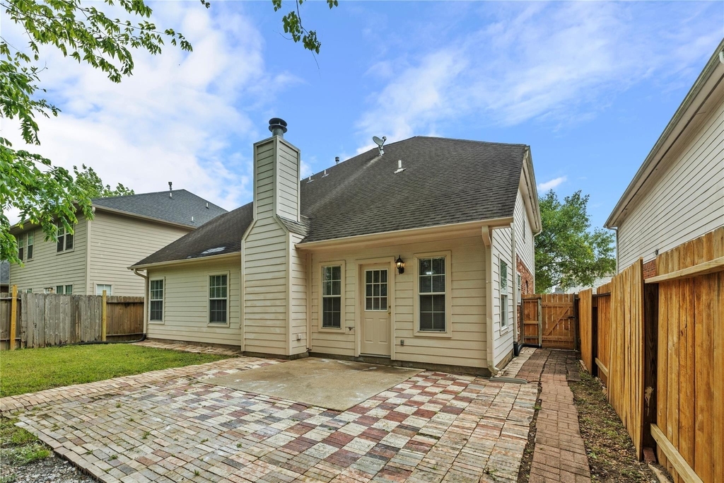 2106 Hawks Road - Photo 28