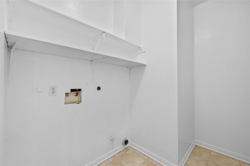 2106 Hawks Road - Photo 26
