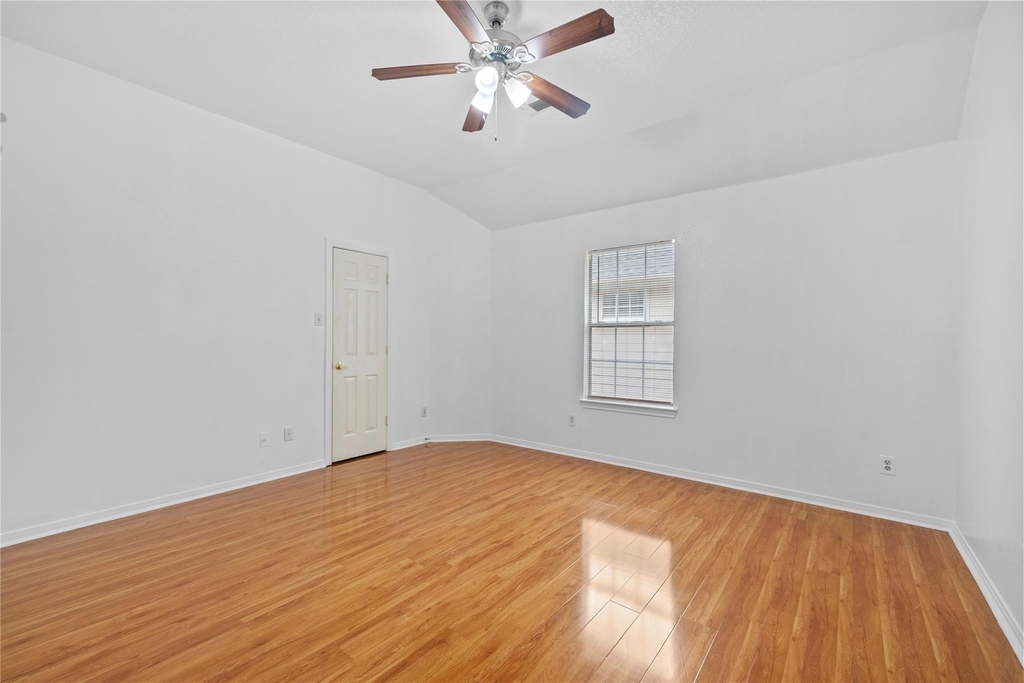 2106 Hawks Road - Photo 24