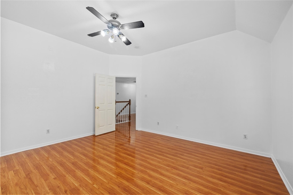 2106 Hawks Road - Photo 20