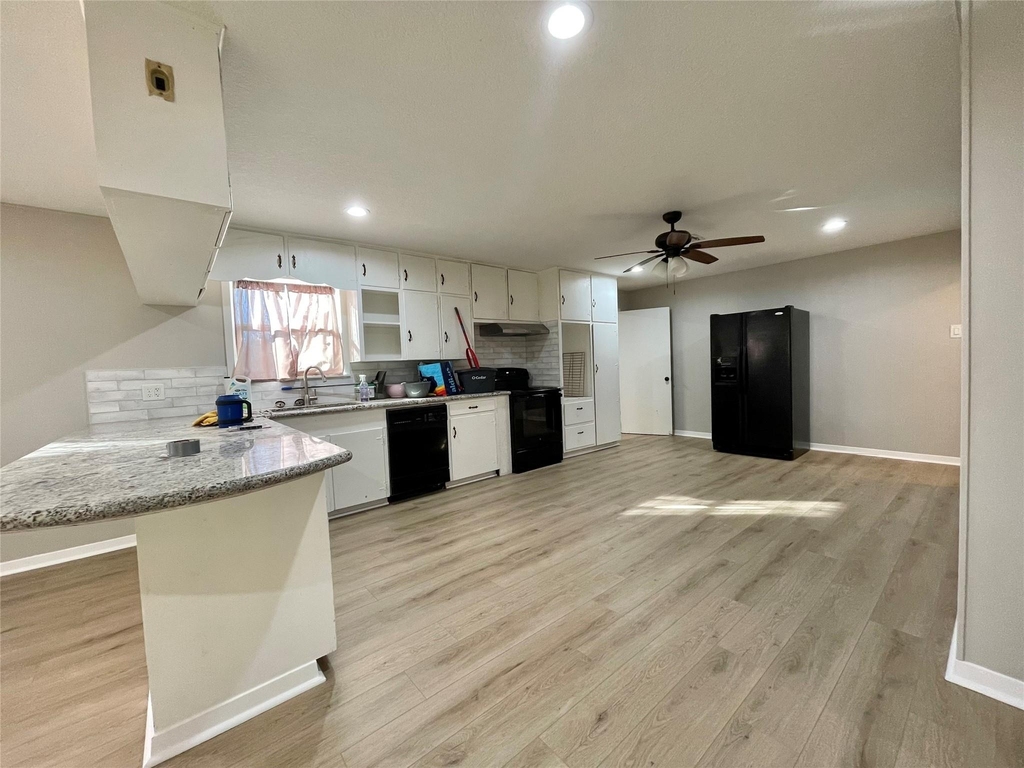 817 N Valderas Street - Photo 14