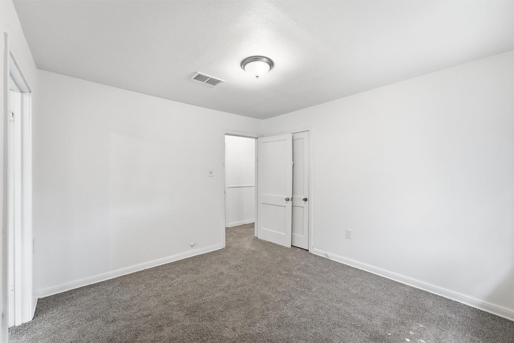 5326 Wenda Street - Photo 11