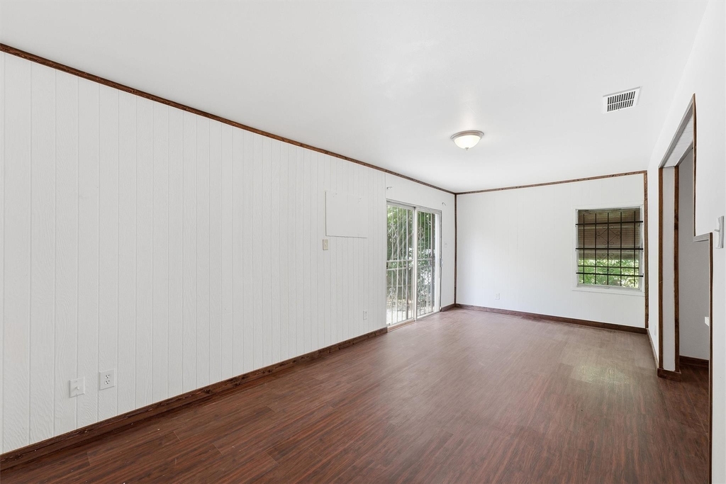 5326 Wenda Street - Photo 17