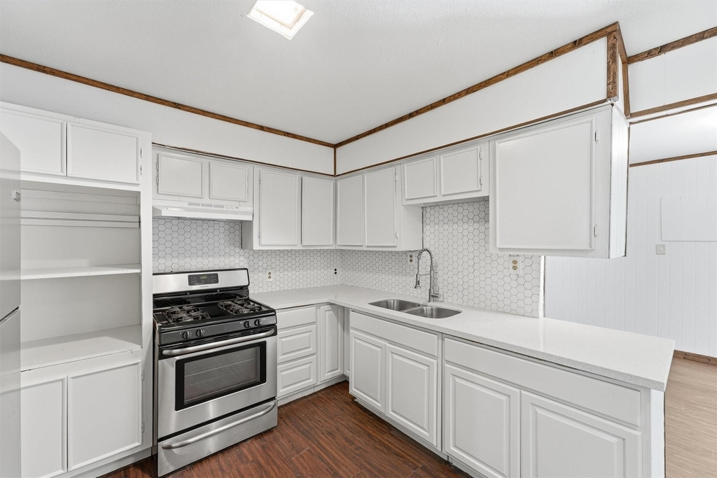 5326 Wenda Street - Photo 15