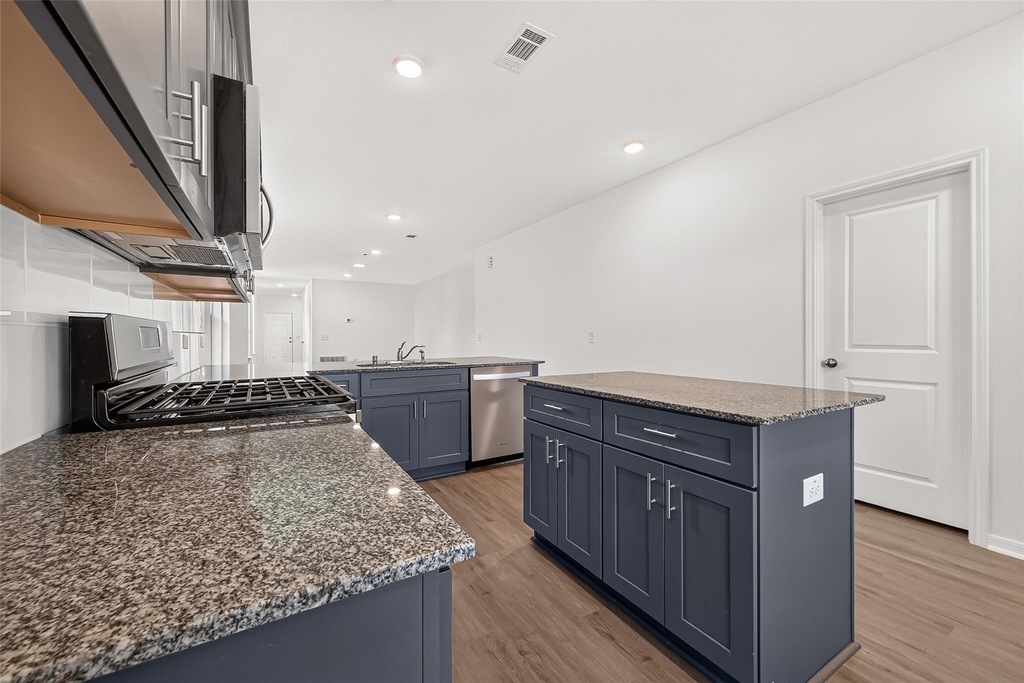 16737 Oak Bough Drive - Photo 21