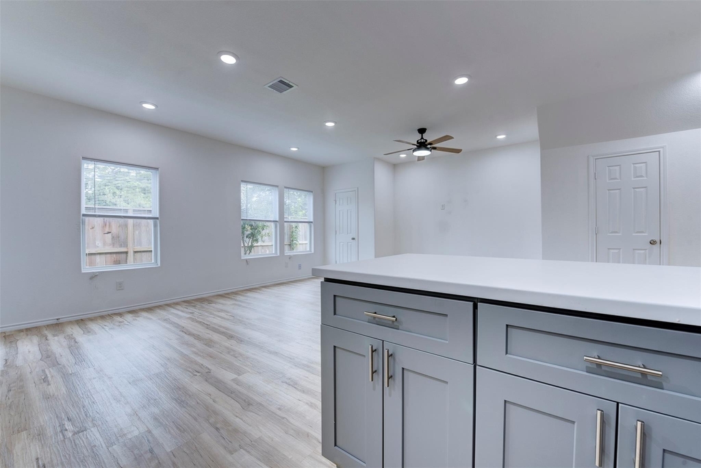 8202 Homewood Lane - Photo 16