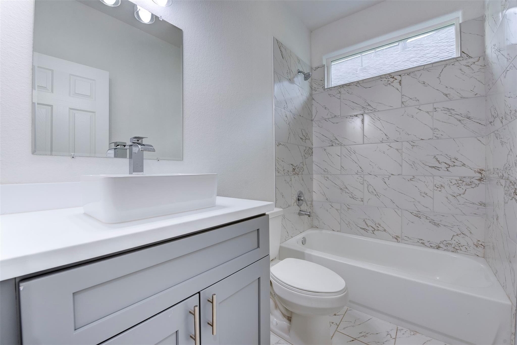 8202 Homewood Lane - Photo 29