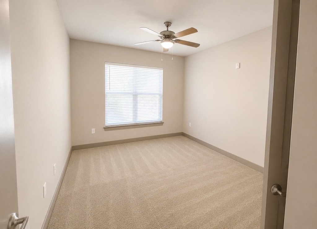 3660 Richmond Avenue - Photo 10