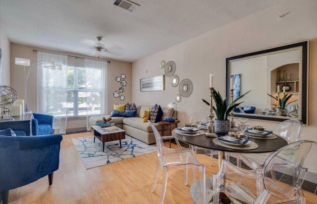 3660 Richmond Avenue - Photo 12