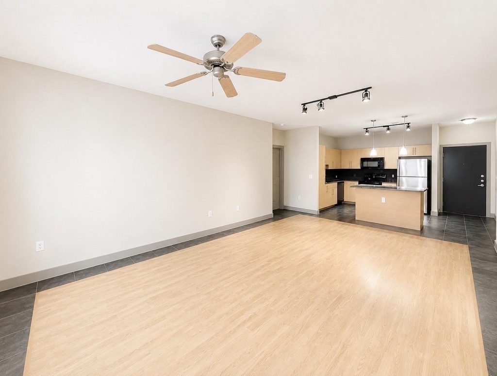3660 Richmond Avenue - Photo 1