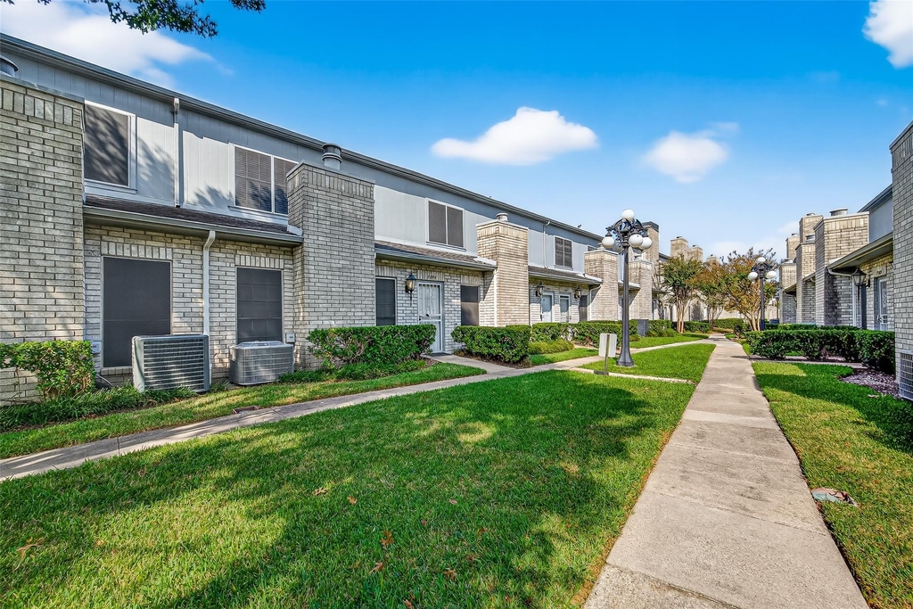 7395 Regency Square Court - Photo 0