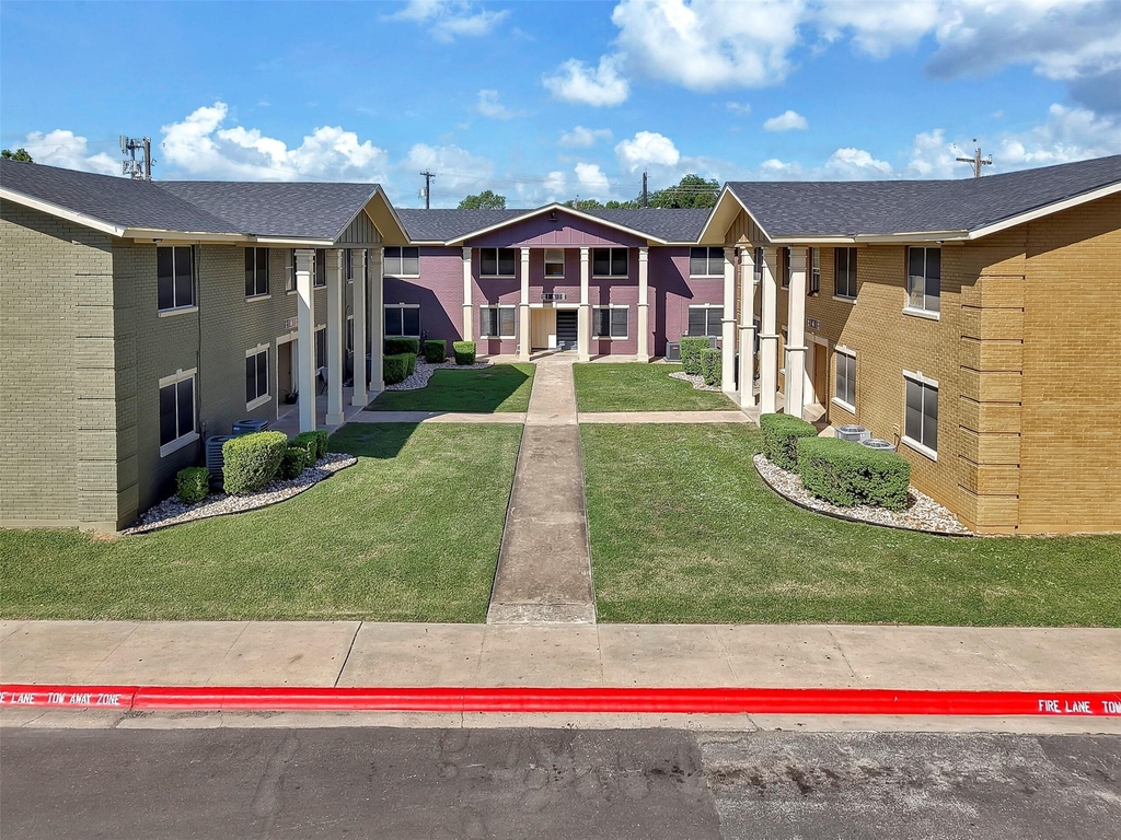 1137 Gunter Street - Photo 5