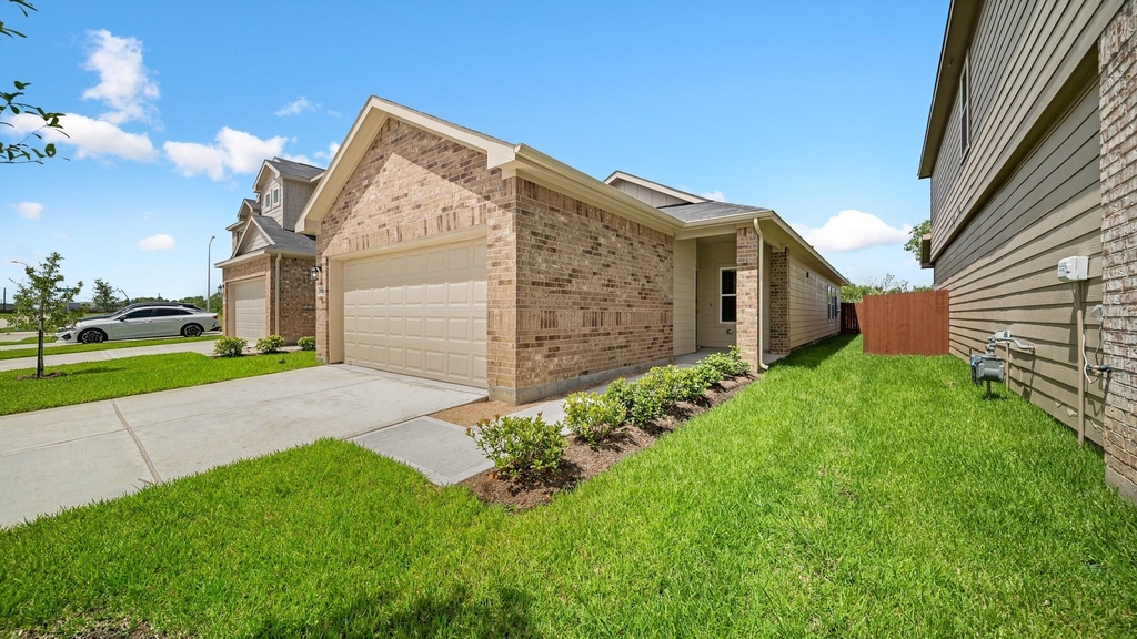 13308 Bald Eagle Way - Photo 1