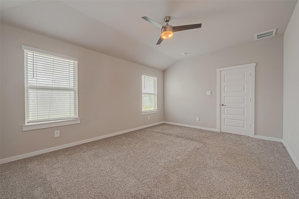 19010 Norbury Park Lane - Photo 28