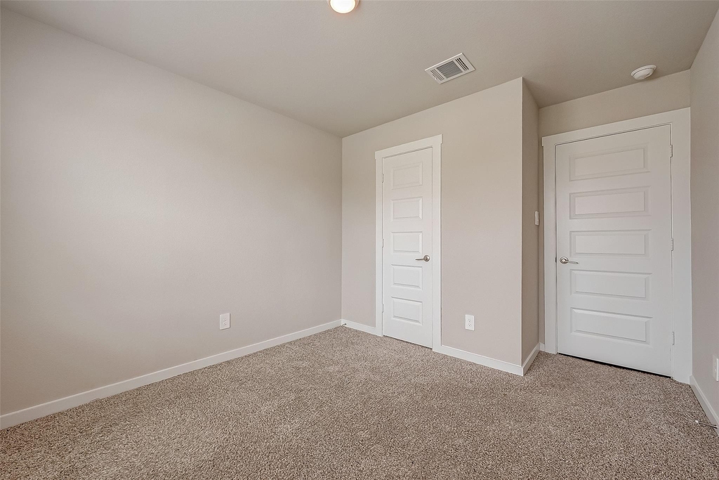 19010 Norbury Park Lane - Photo 16