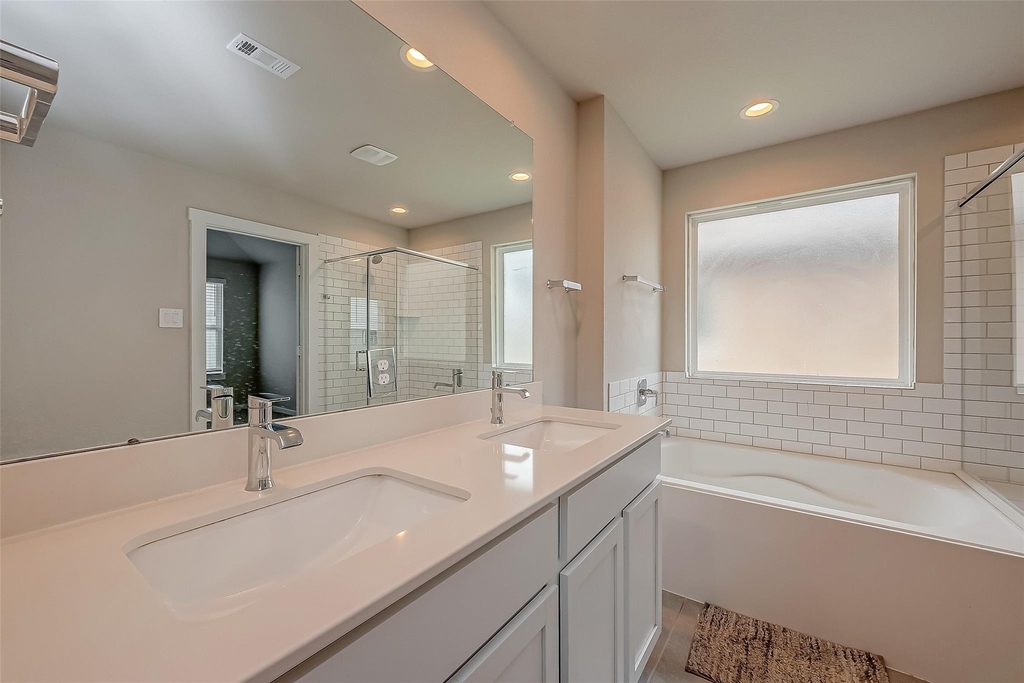 19010 Norbury Park Lane - Photo 31