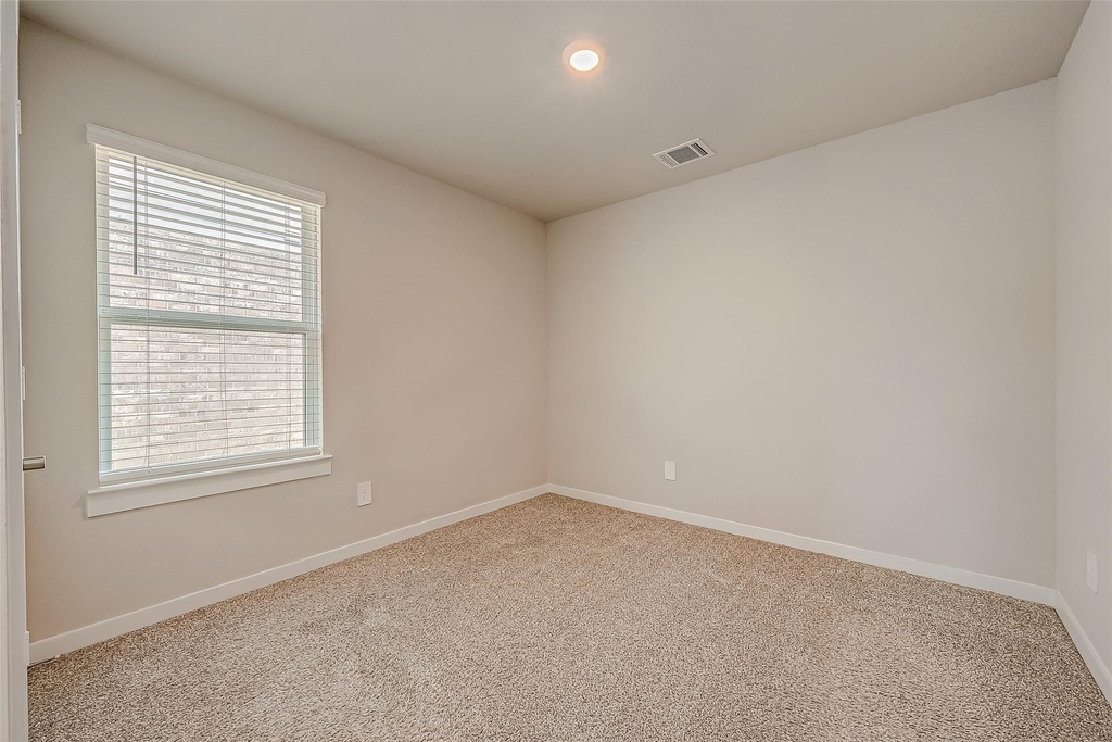19010 Norbury Park Lane - Photo 19