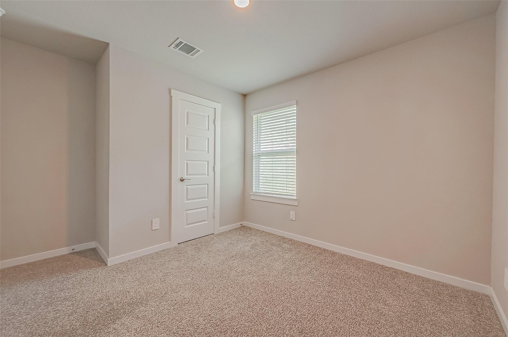 19010 Norbury Park Lane - Photo 24