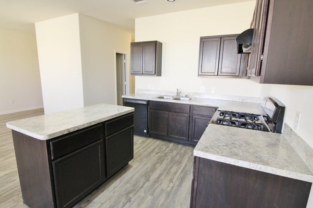 6267 Brenwood Circle - Photo 1