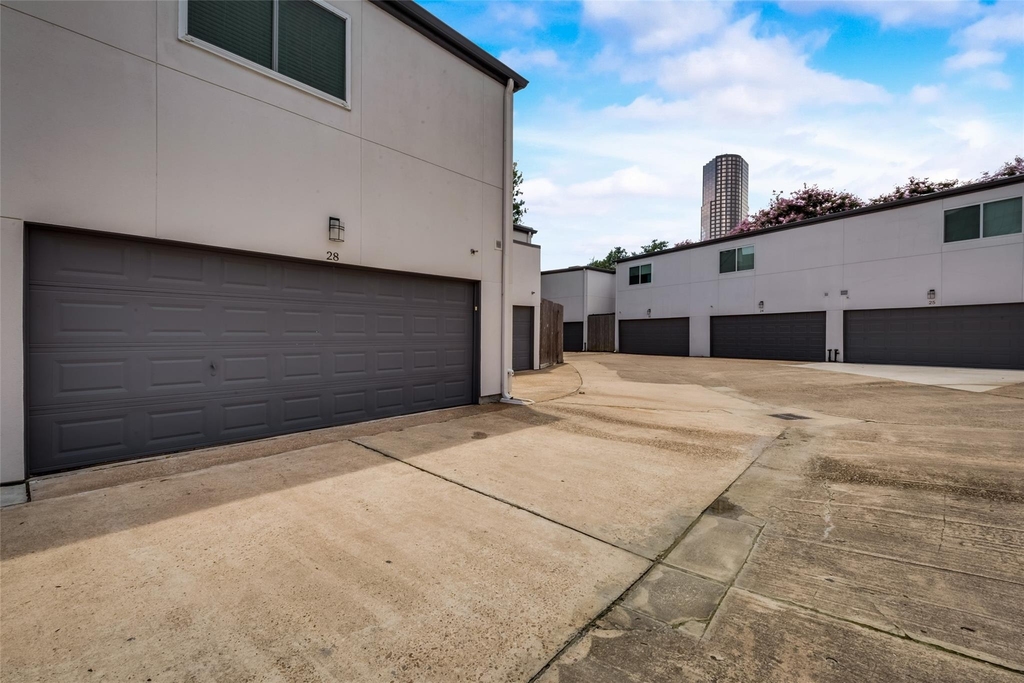 1300 Augusta Drive - Photo 17
