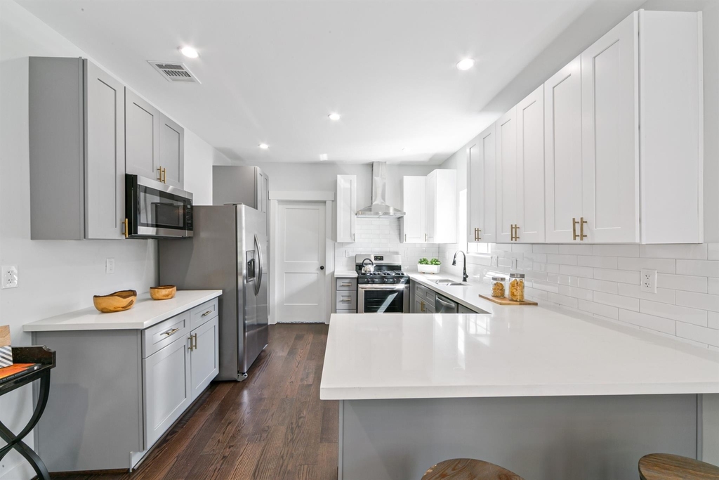 815 Wilkes Street - Photo 13
