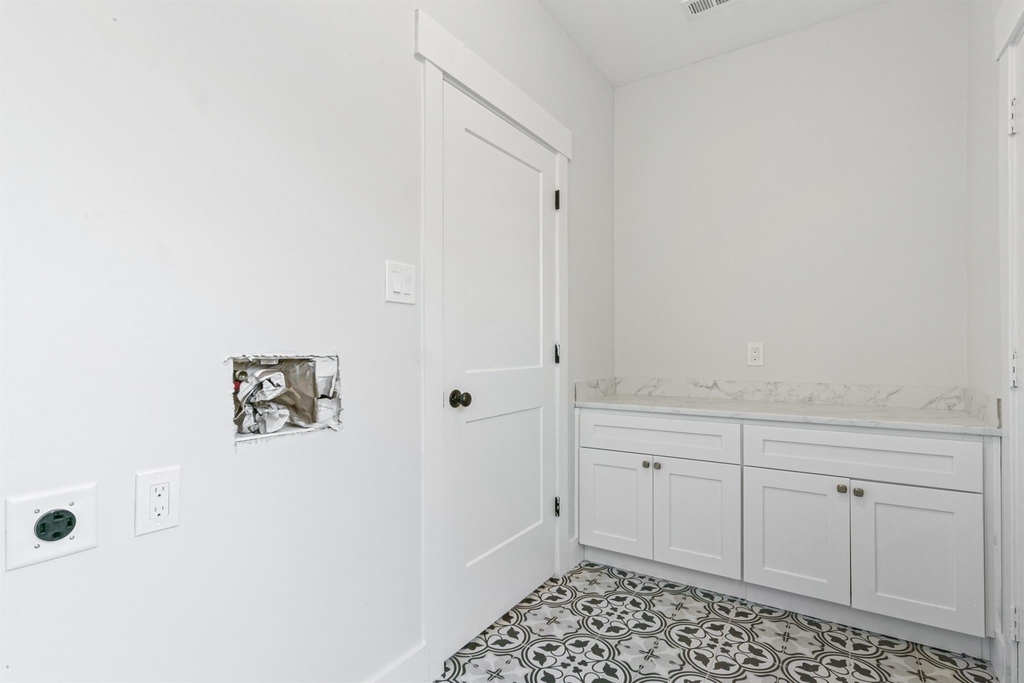 815 Wilkes Street - Photo 16