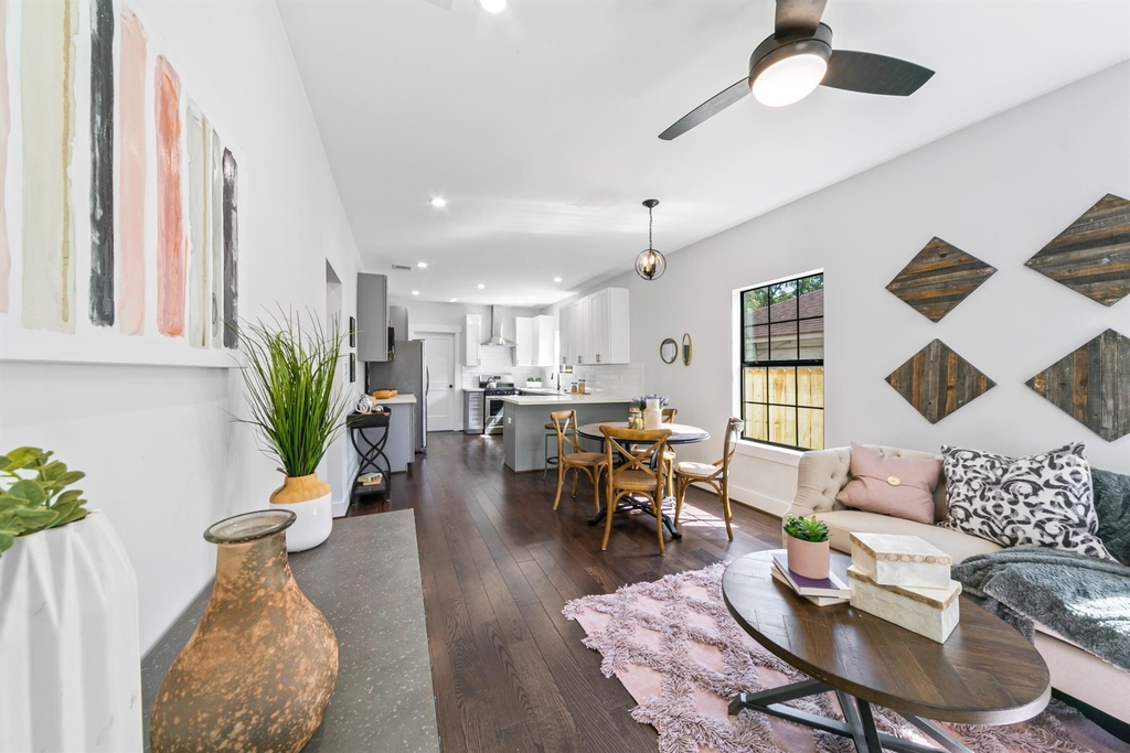815 Wilkes Street - Photo 8