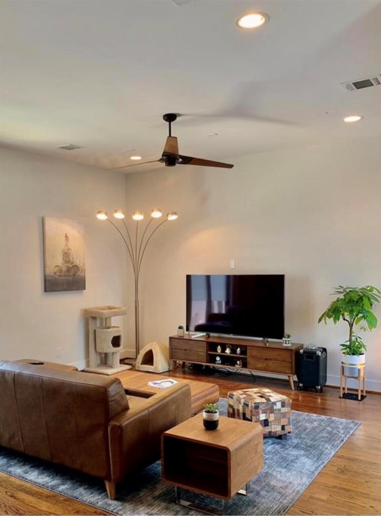 2322 Camden Drive - Photo 5