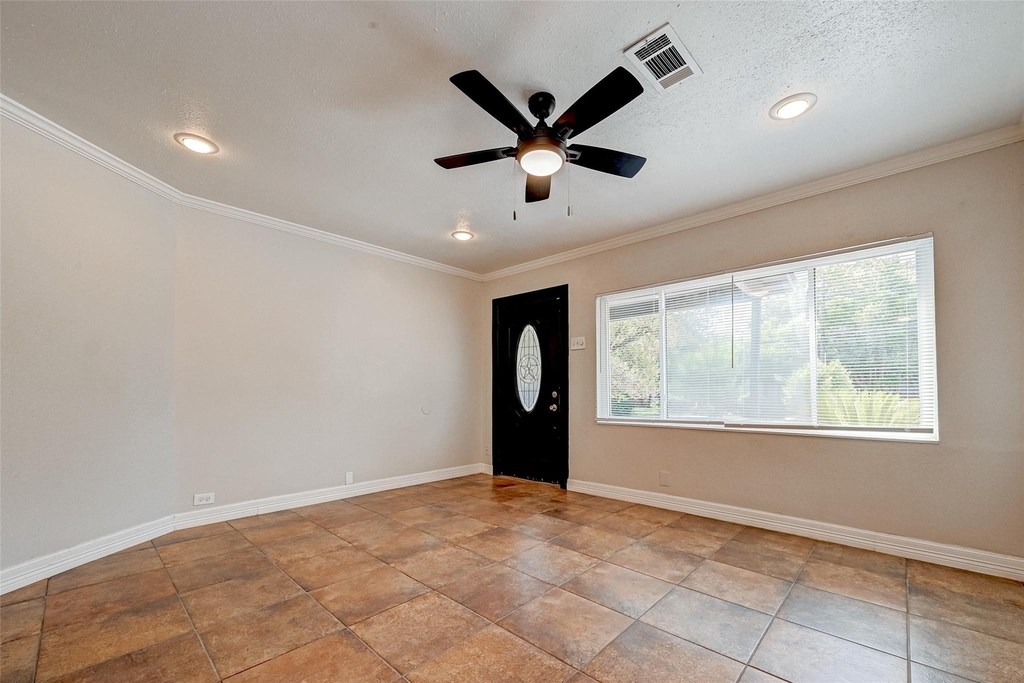 817 Eleanor Street - Photo 8