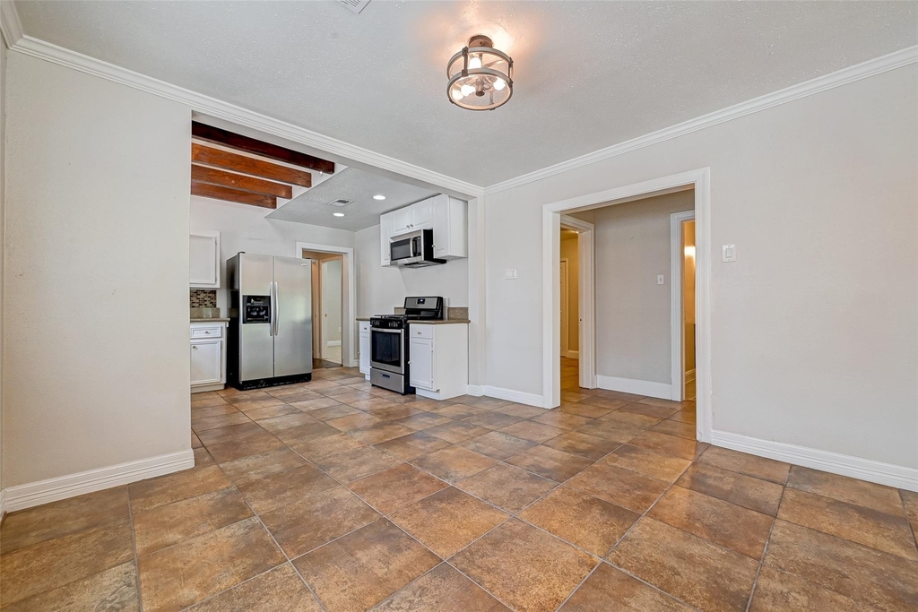 817 Eleanor Street - Photo 12