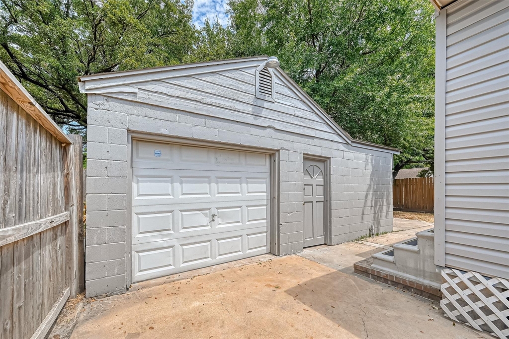 817 Eleanor Street - Photo 42