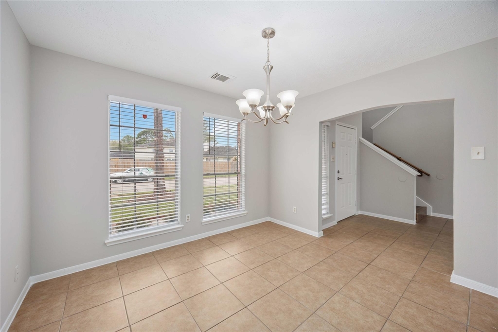 16710 Cheshire Place Drive - Photo 12